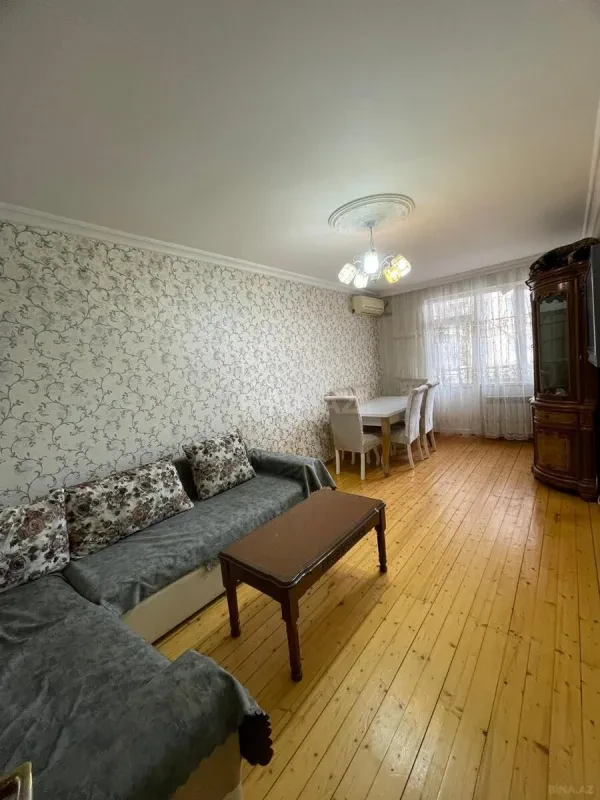 Kirayə verilir 2 otaqlı mənzil 50 m²