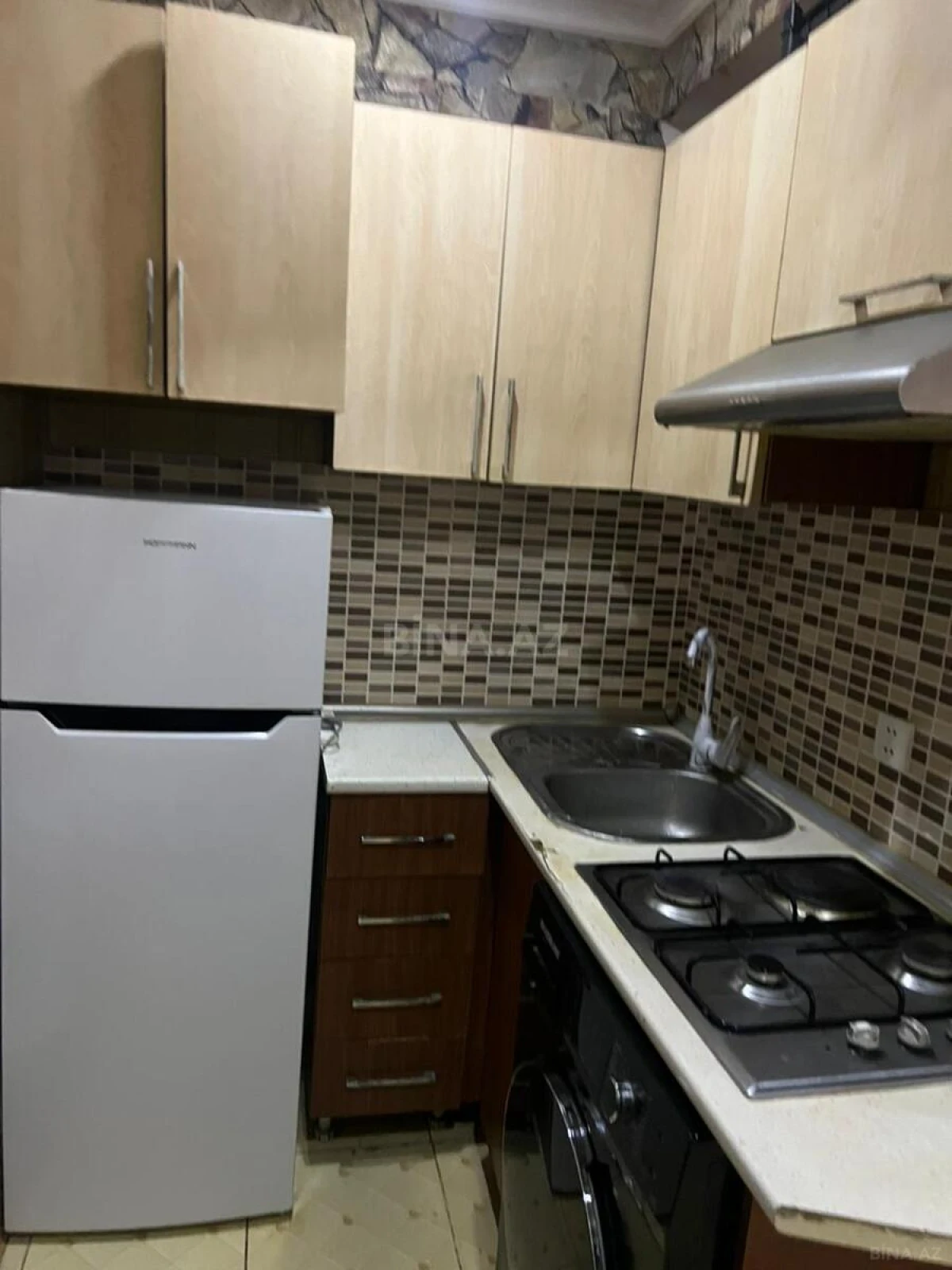 Kirayə verilir 2 otaqlı mənzil 50 m²