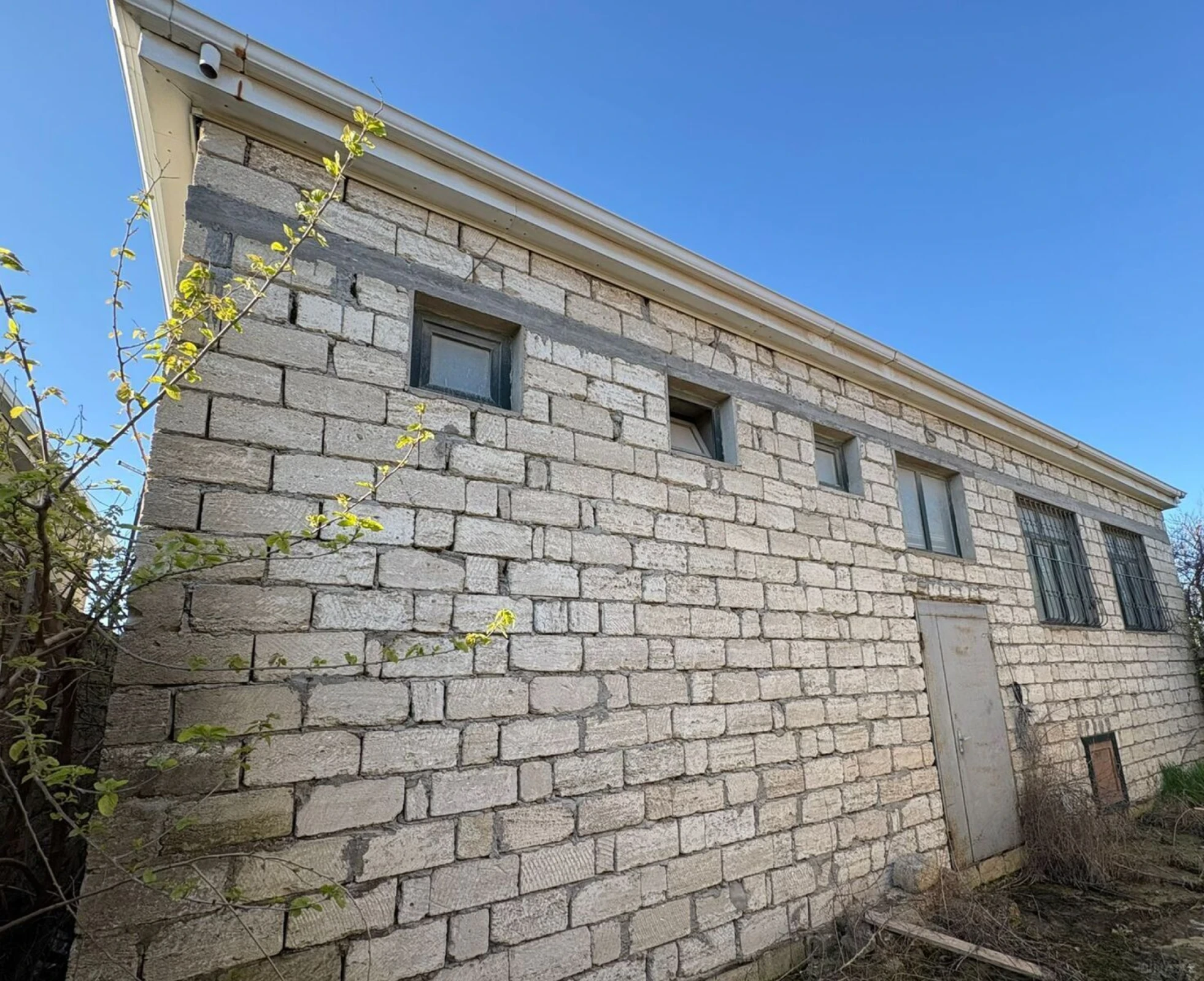 Satılır 3 otaqlı həyət evi 130 m²