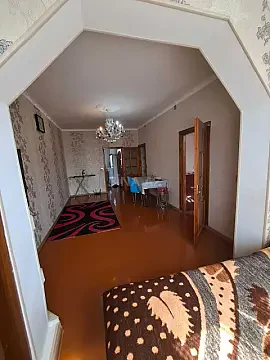 Kirayə verilir 2 otaqlı mənzil 40 m² — Bakı, Memar Əcəmi yanı 2 otaq 40.00 m²