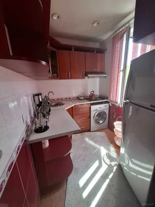Kirayə verilir 2 otaqlı mənzil 40 m²