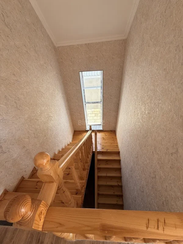 Satılır 4 otaqlı həyət evi 130 m²