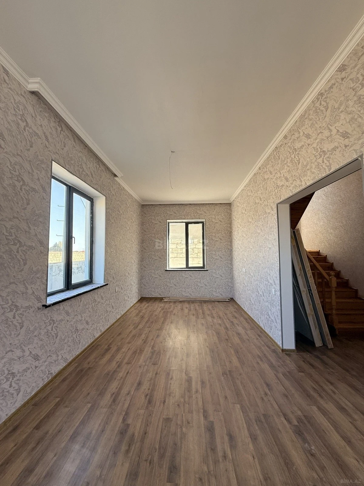Satılır 4 otaqlı həyət evi 130 m²