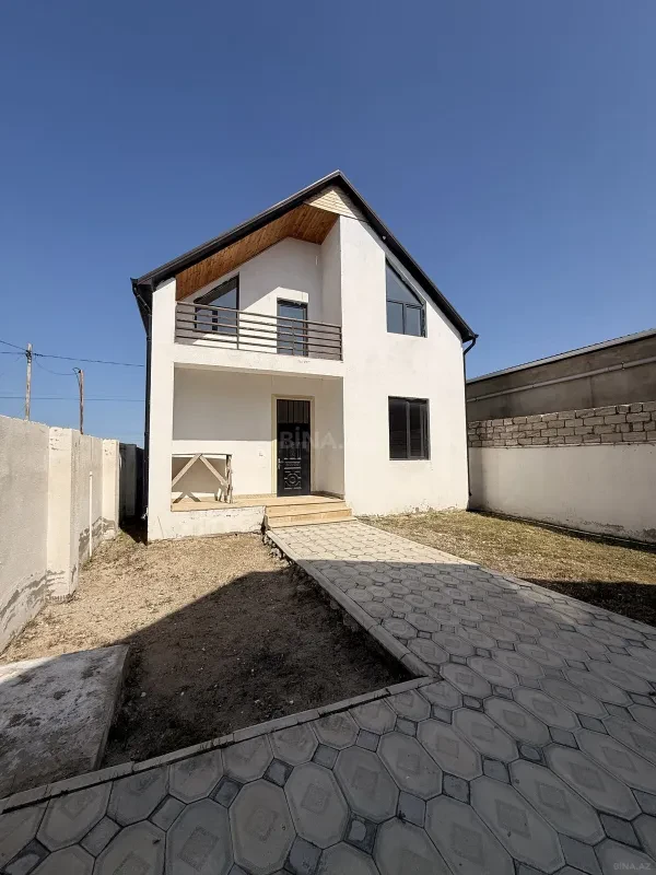 Satılır 4 otaqlı həyət evi 130 m²