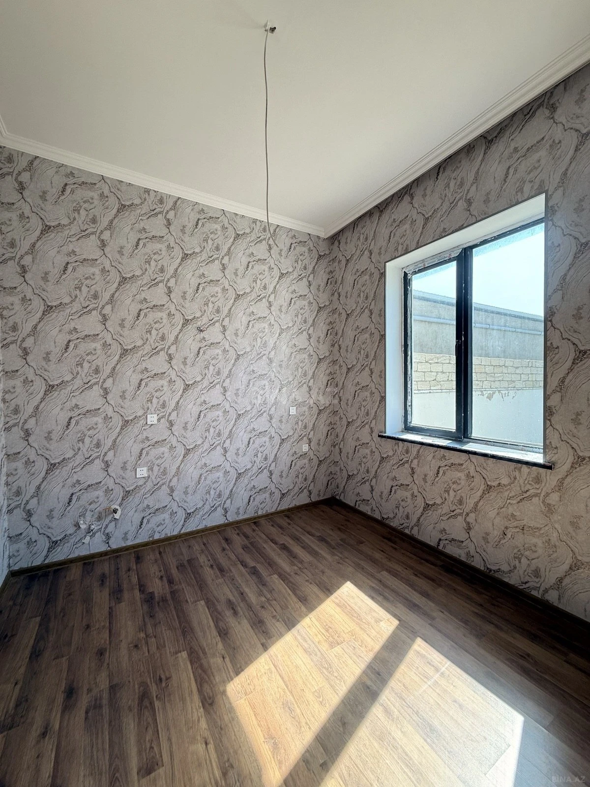Satılır 4 otaqlı həyət evi 130 m²