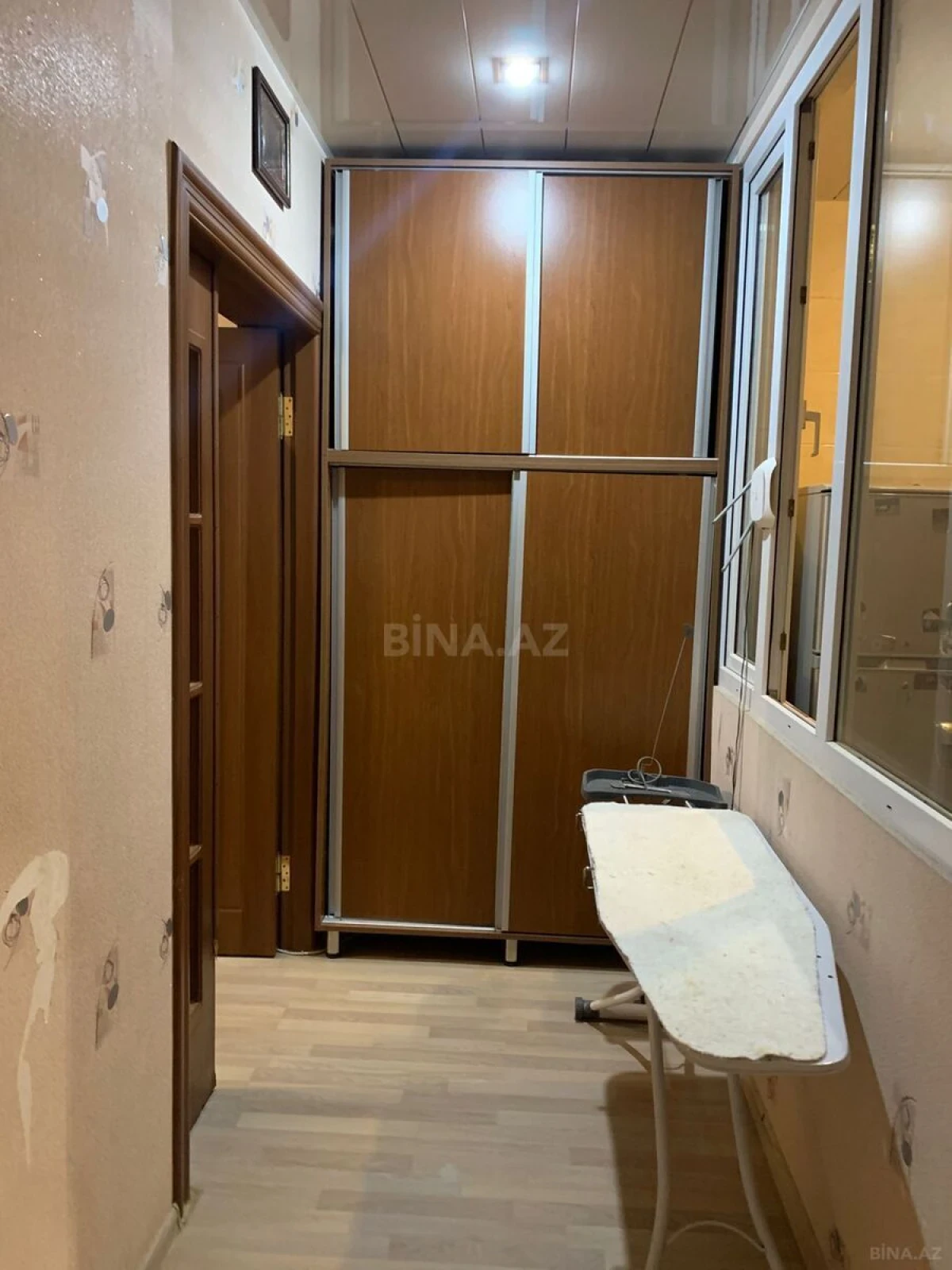 Kirayə verilir 2 otaqlı mənzil 75 m²