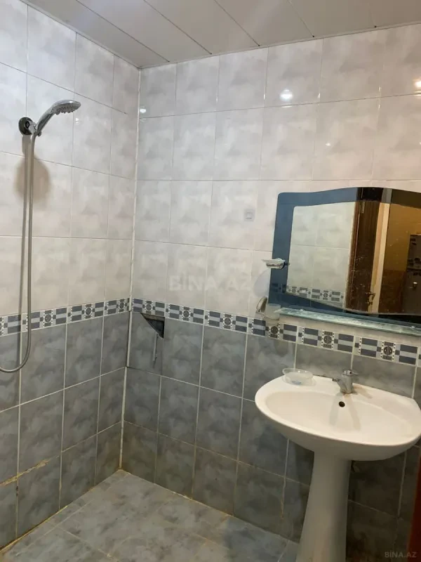Kirayə verilir 2 otaqlı mənzil 75 m²