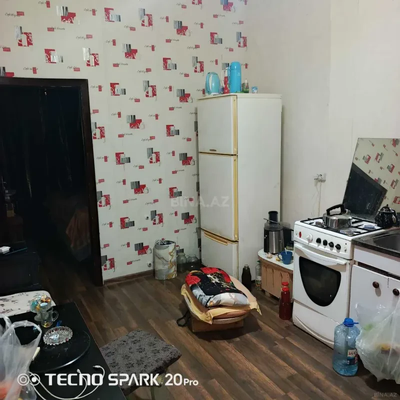 Satılır 1 otaqlı mənzil 68 m²