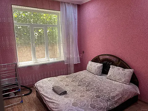 Satılır 4 otaqlı həyət evi 150 m²