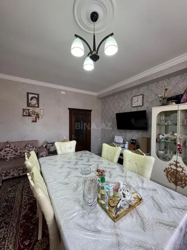 Satılır 2 otaqlı mənzil 95 m²
