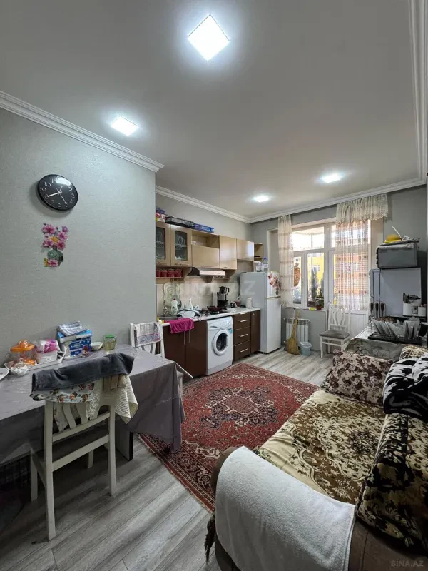 Satılır 2 otaqlı mənzil 95 m²