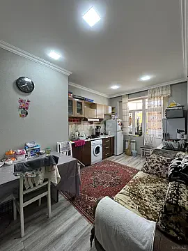 Satılır 2 otaqlı mənzil 95 m²