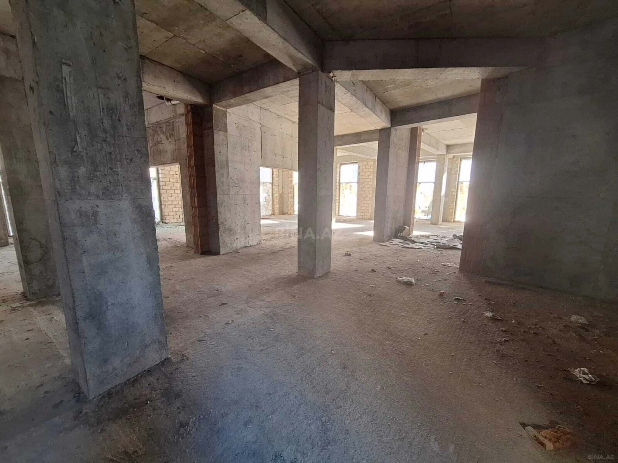 Kirayə verilir obyekt 1000 m²
