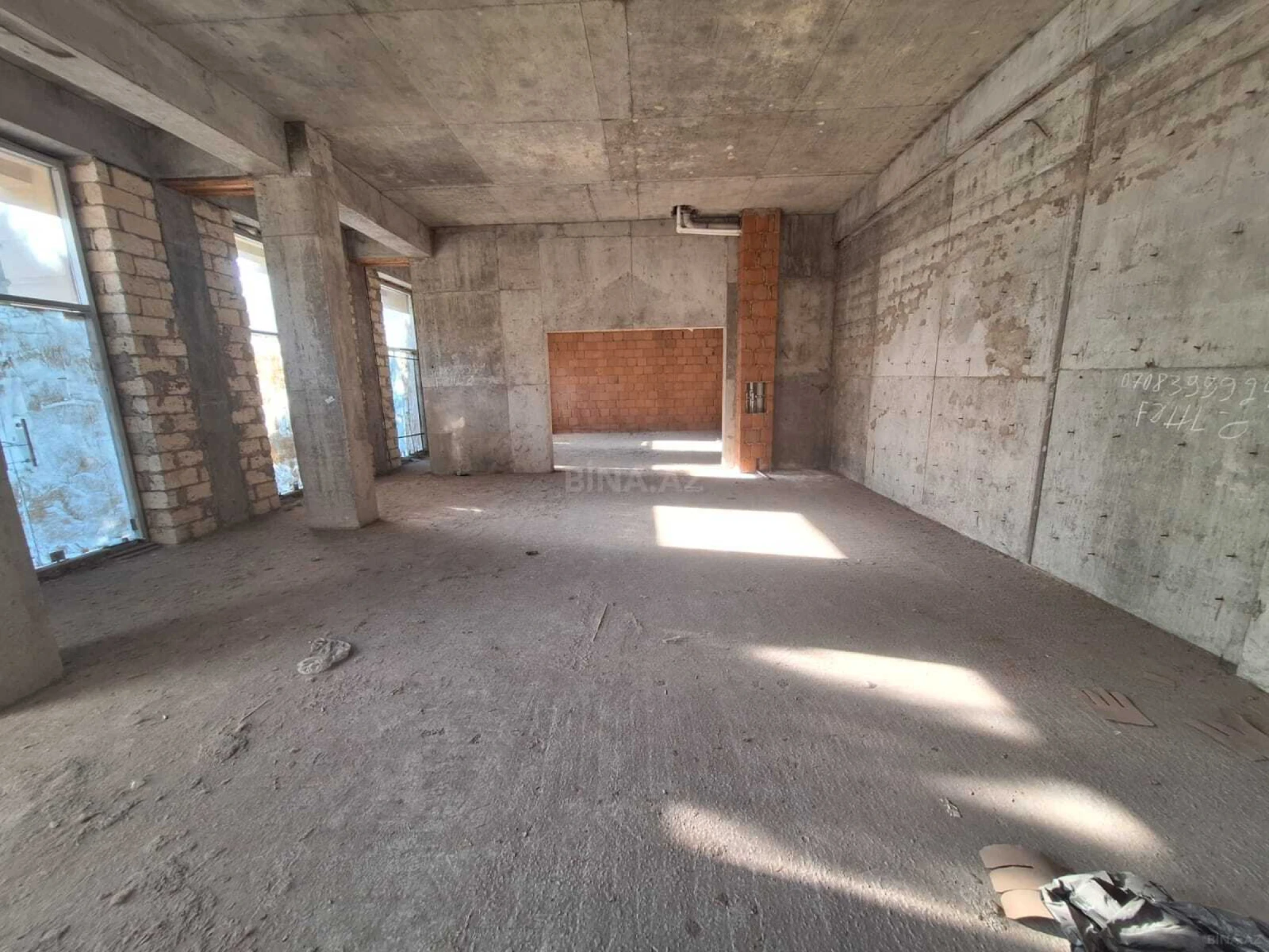 Kirayə verilir obyekt 1000 m²