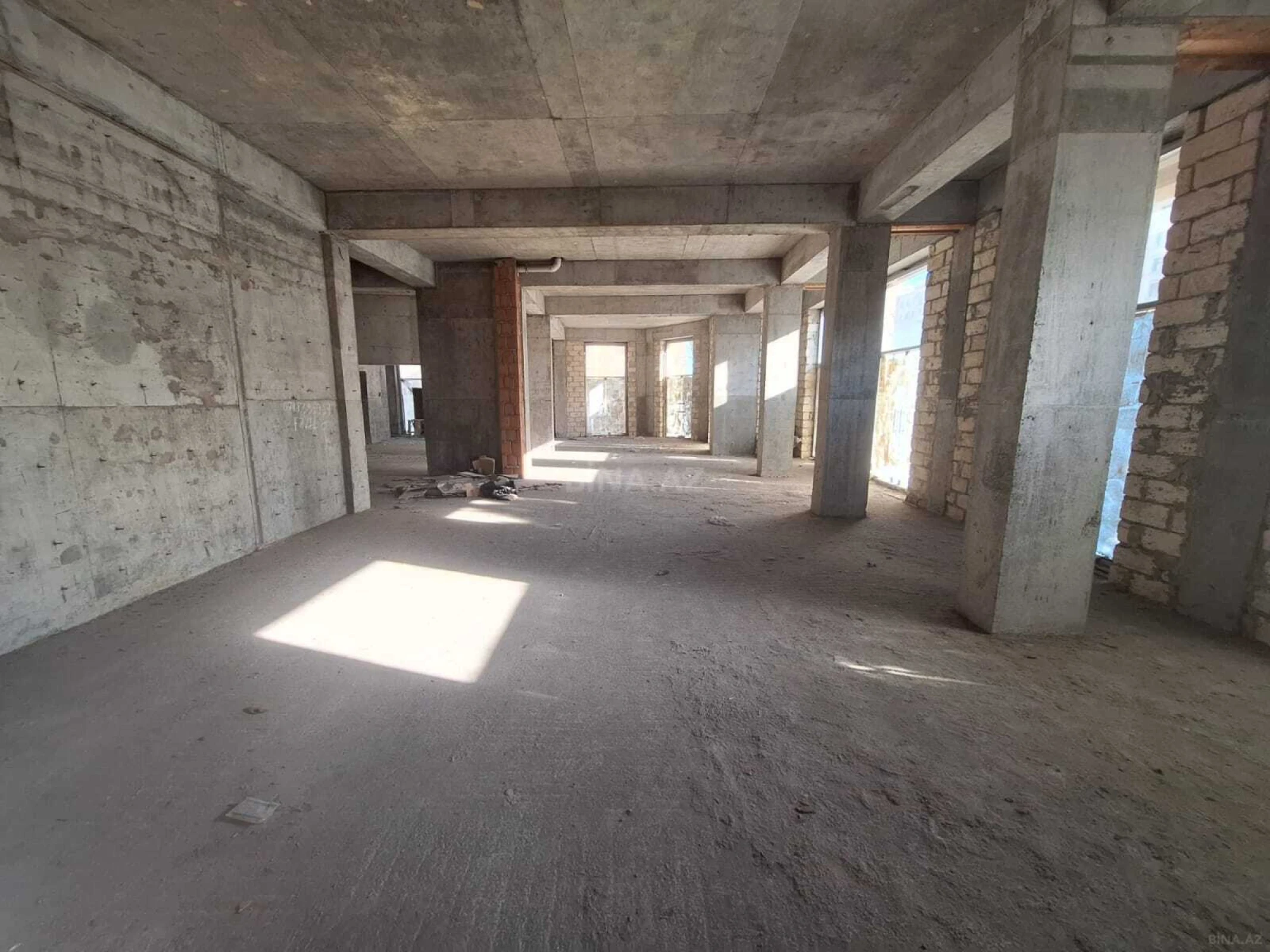Kirayə verilir obyekt 1000 m²