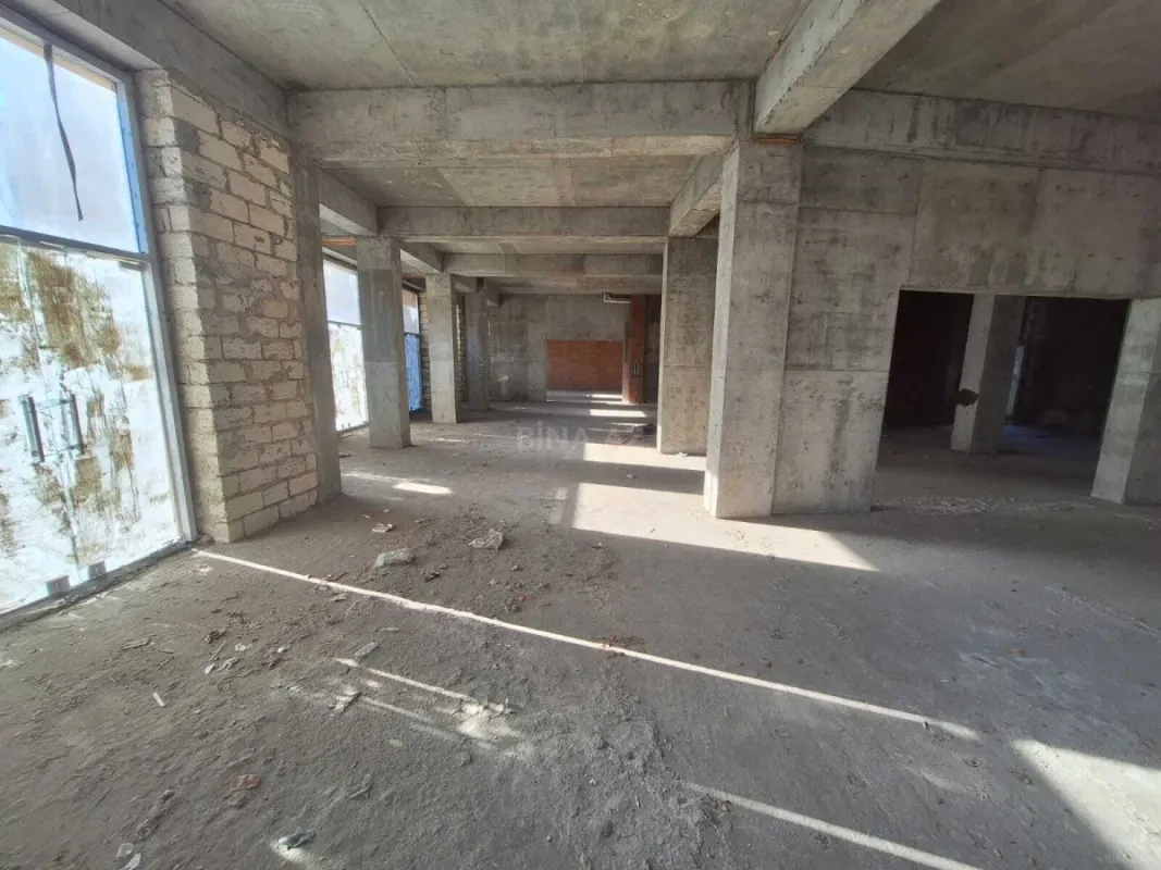 Kirayə verilir obyekt 1000 m²