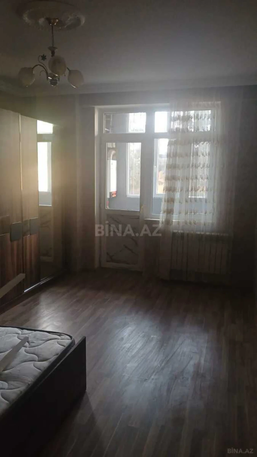 Kirayə verilir 2 otaqlı mənzil 70 m²