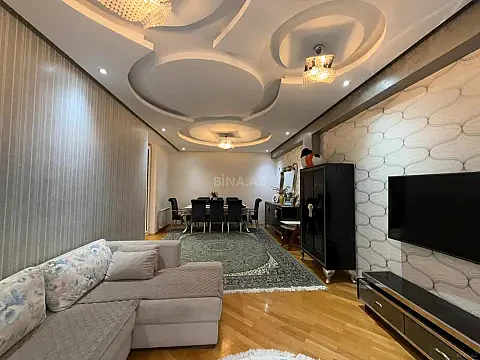 Satılır 2 otaqlı mənzil 88 m²