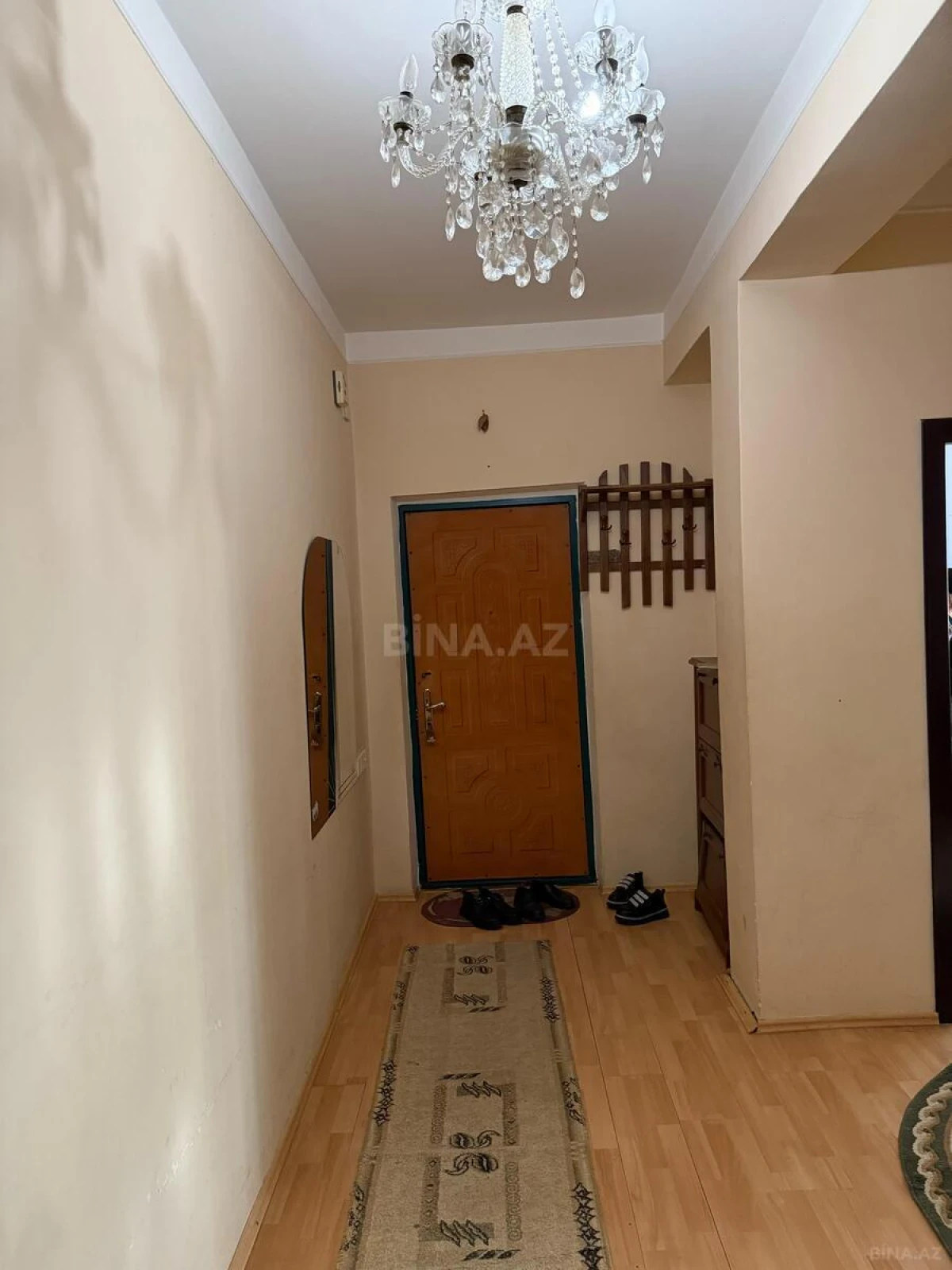 Satılır 2 otaqlı mənzil 90 m²