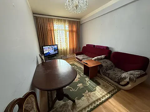 Satılır 2 otaqlı mənzil 90 m²