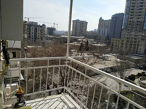 Kirayə verilir 3 otaqlı mənzil 65 m²