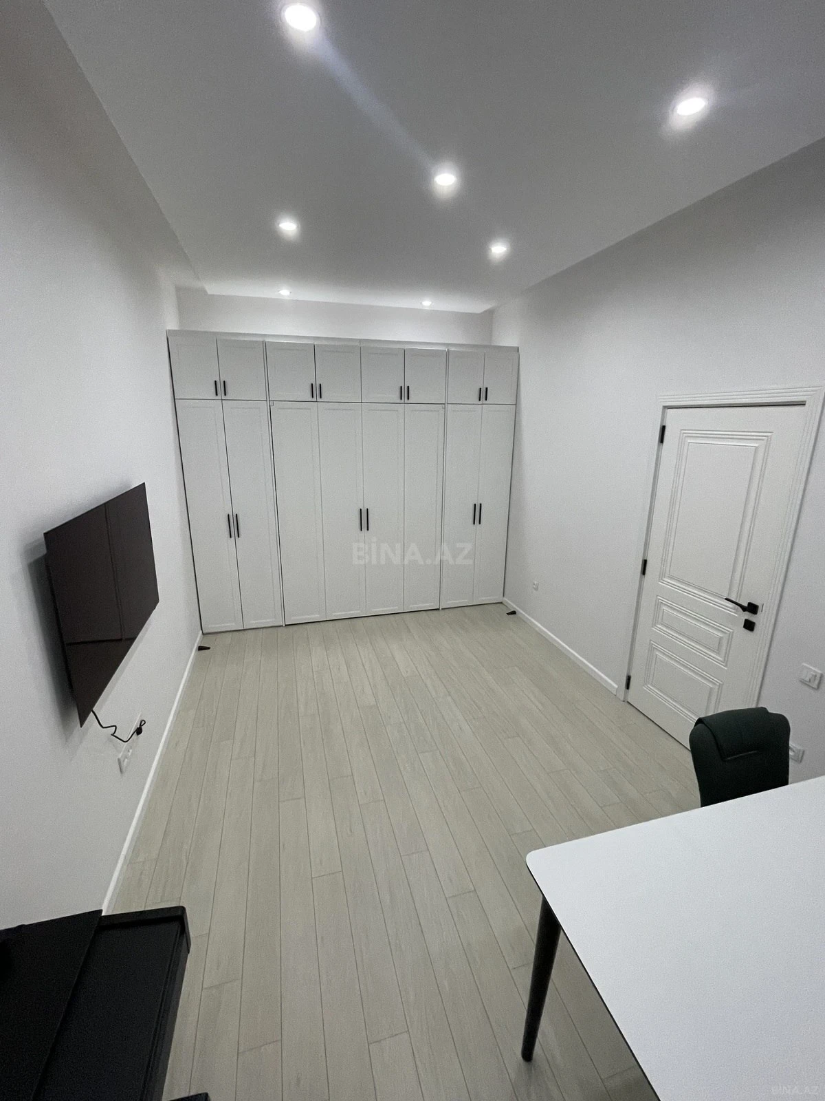 Satılır 1 otaqlı mənzil 35 m²