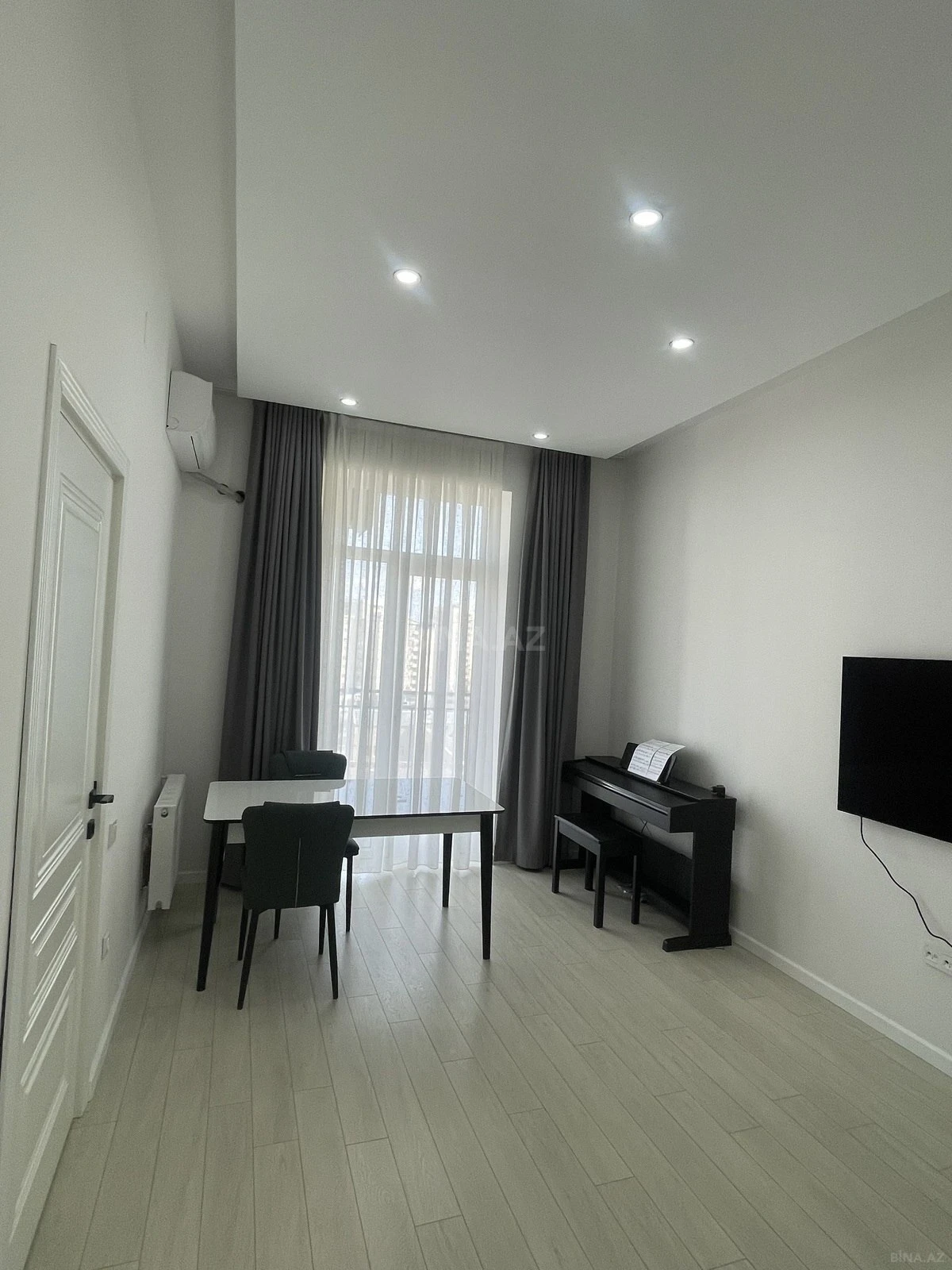 Satılır 1 otaqlı mənzil 35 m²