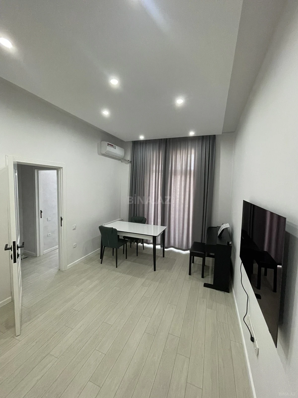 Satılır 1 otaqlı mənzil 35 m²