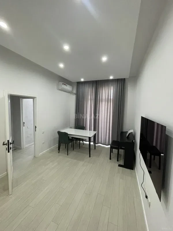 Satılır 1 otaqlı mənzil 35 m²