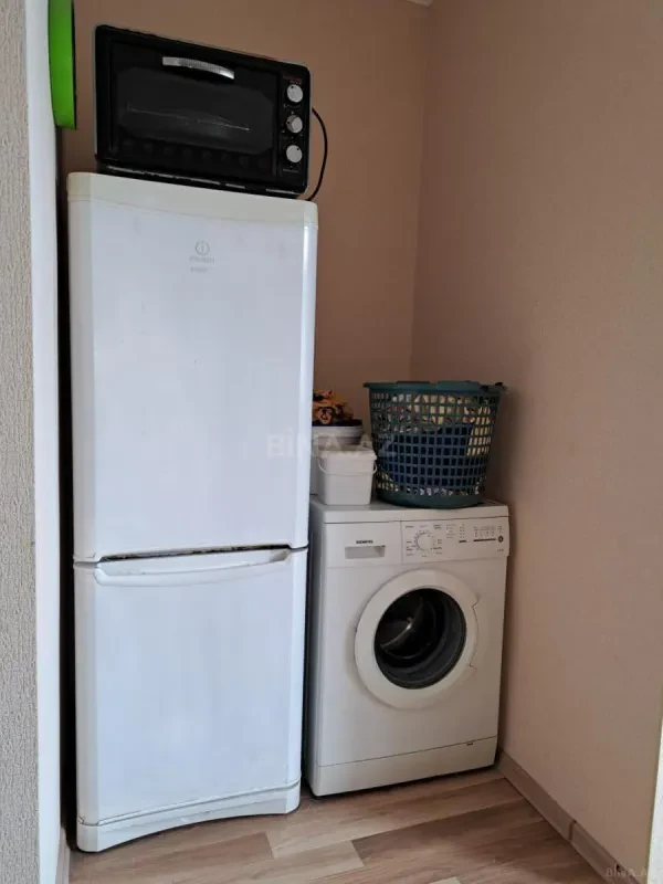 Kirayə verilir 2 otaqlı mənzil 55 m²