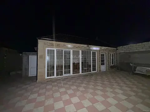 Satılır 4 otaqlı həyət evi 140 m²