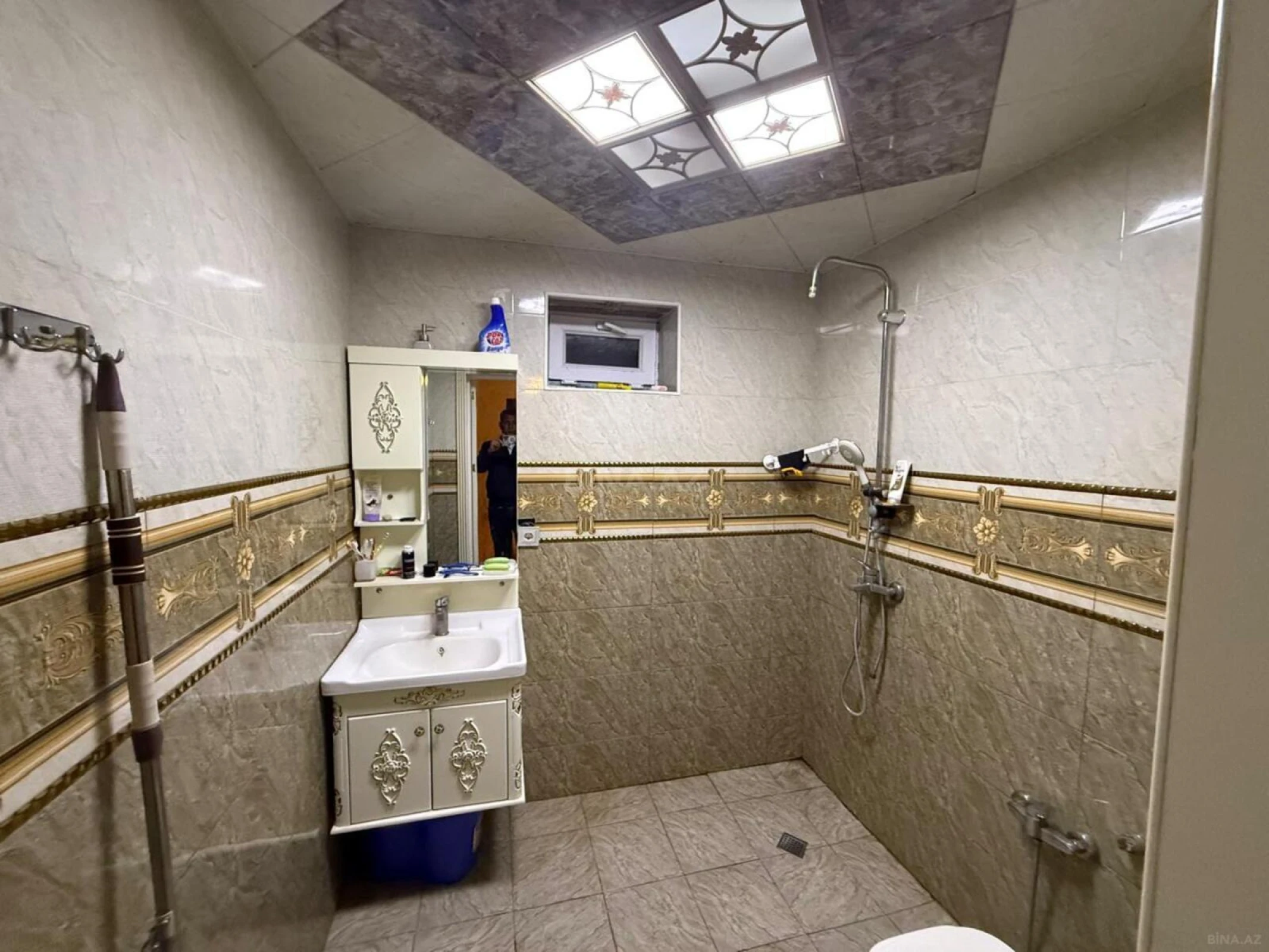Satılır 4 otaqlı həyət evi 140 m²