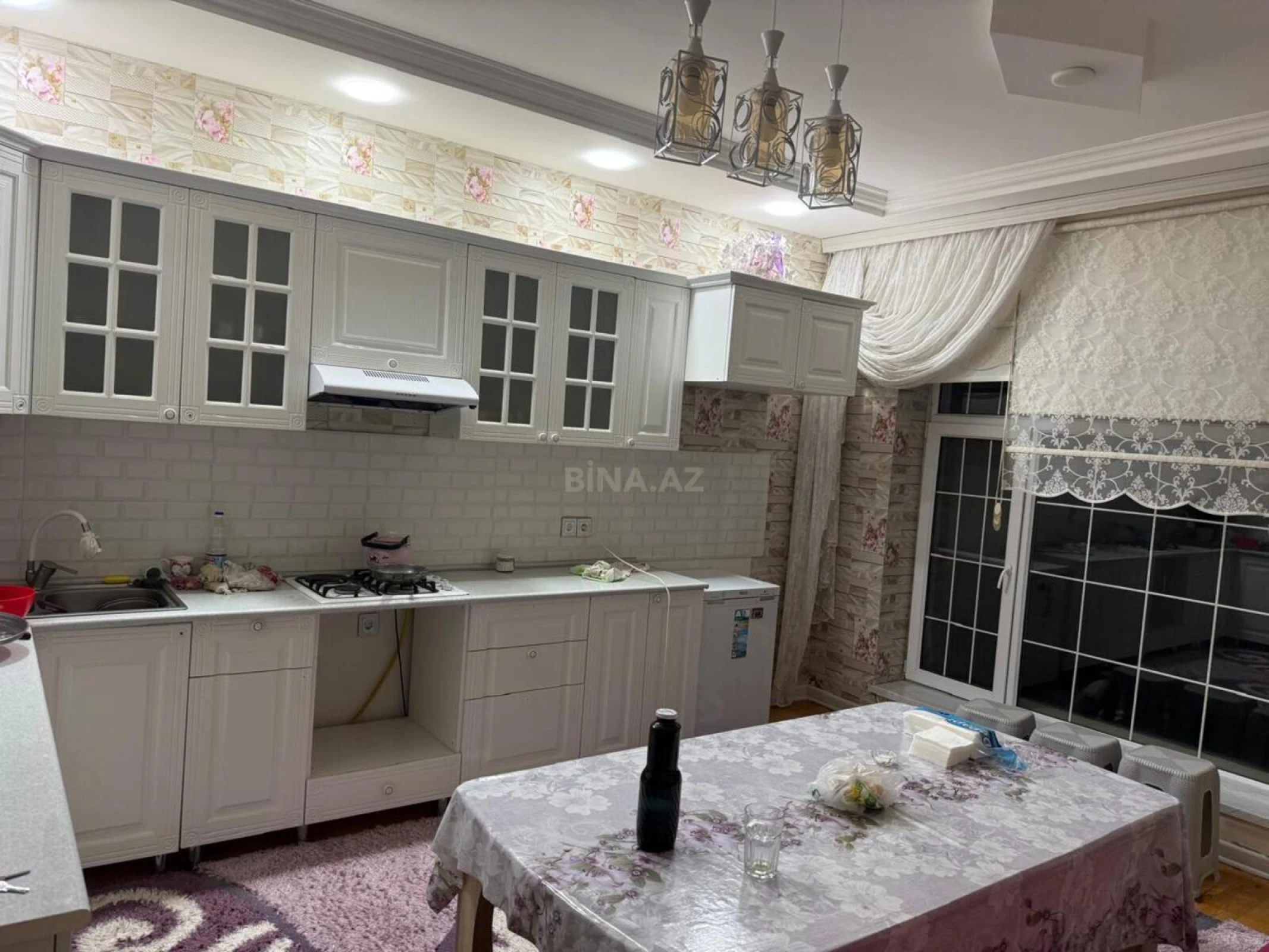 Satılır 4 otaqlı həyət evi 140 m²