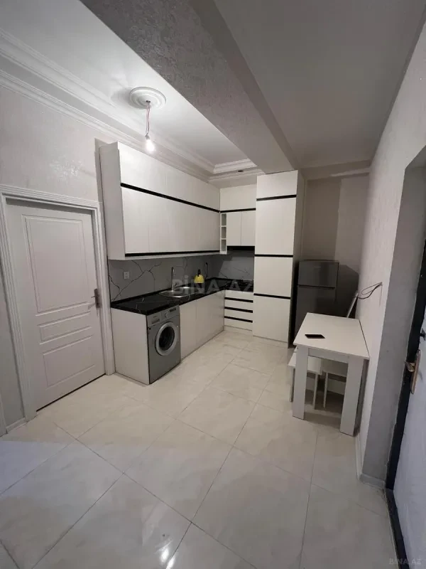 Kirayə verilir 2 otaqlı mənzil 66 m²