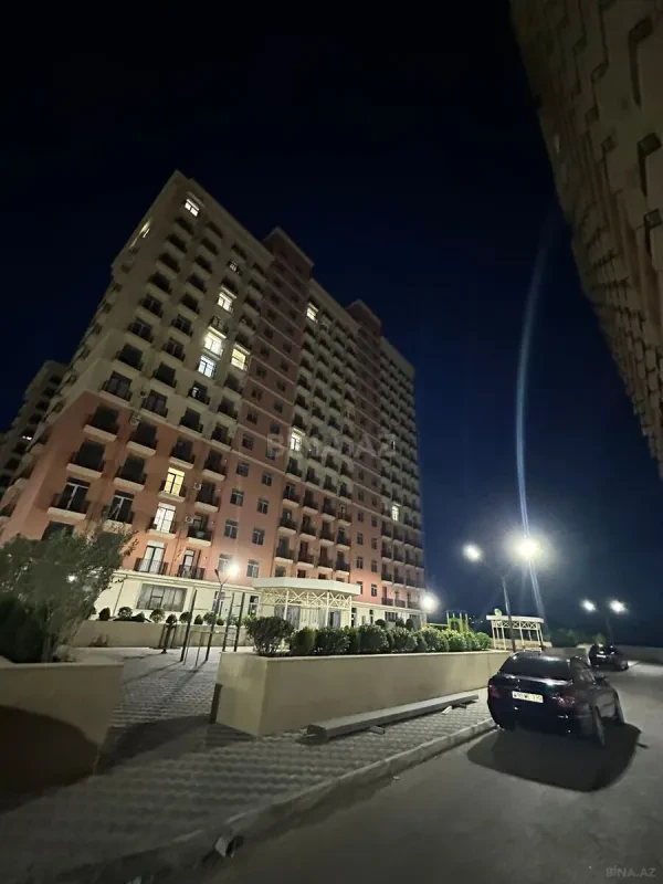 Kirayə verilir 2 otaqlı mənzil 85 m²