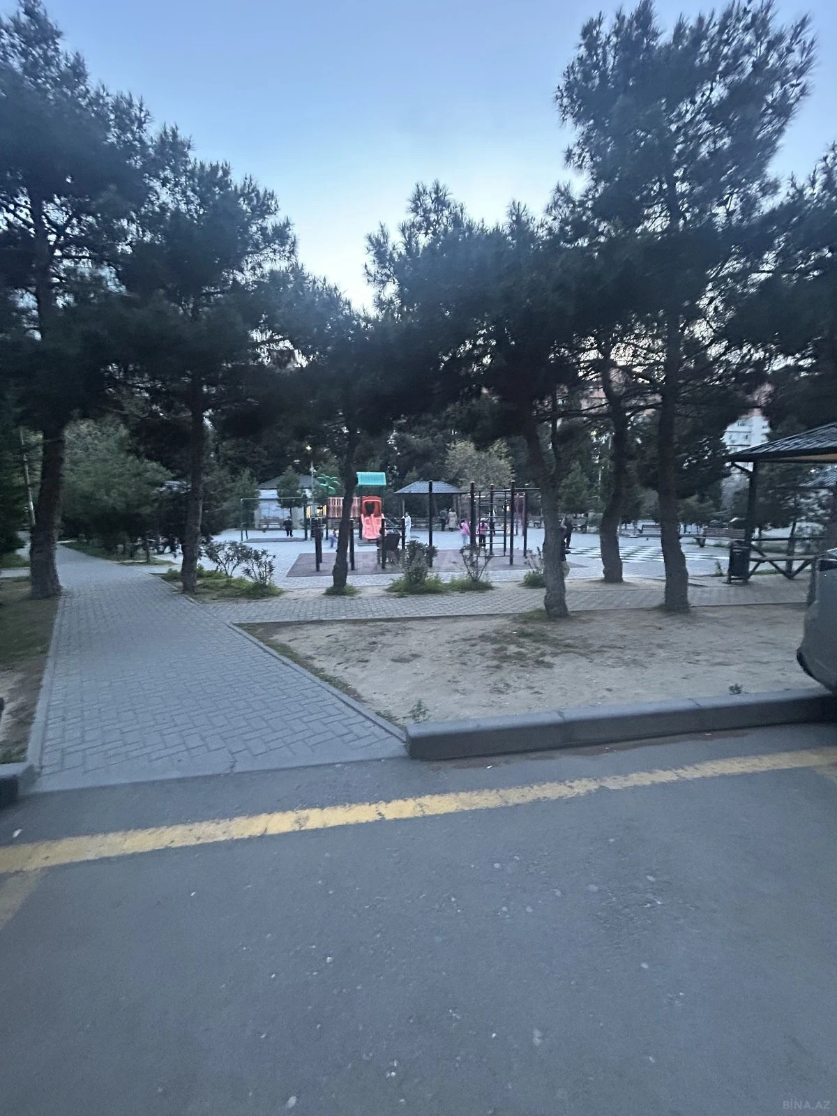 Satılır 2 otaqlı mənzil 56 m²