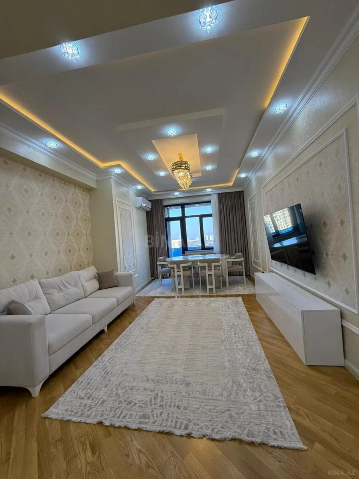 Satılır 2 otaqlı mənzil 83 m²