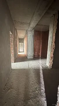 Satılır 4 otaqlı mənzil 175 m²