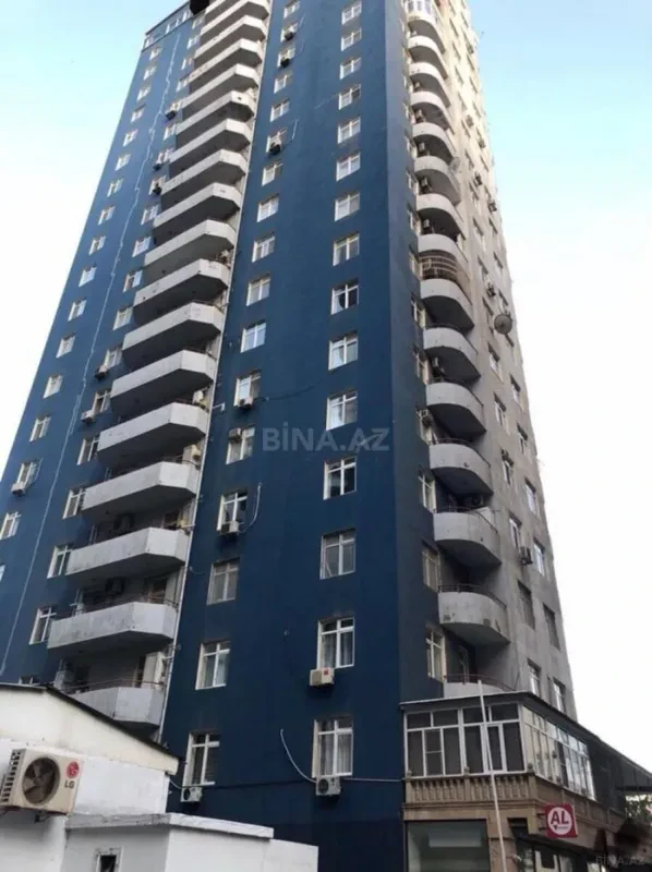Kirayə verilir 3 otaqlı mənzil 140 m²