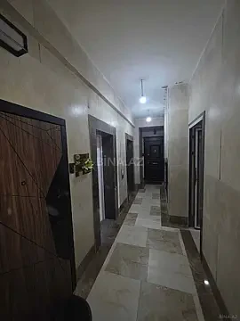 Satılır 3 otaqlı mənzil 130 m²