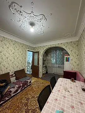 Satılır 4 otaqlı mənzil 100 m²