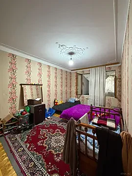 Satılır 4 otaqlı mənzil 100 m²