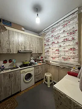 Satılır 4 otaqlı mənzil 100 m²