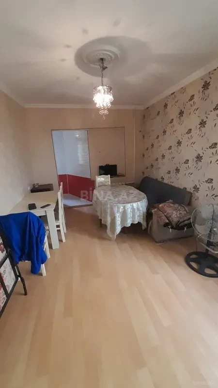 Kirayə verilir 1 otaqlı mənzil 45 m²