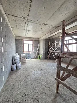 Satılır 4 otaqlı mənzil 165 m²