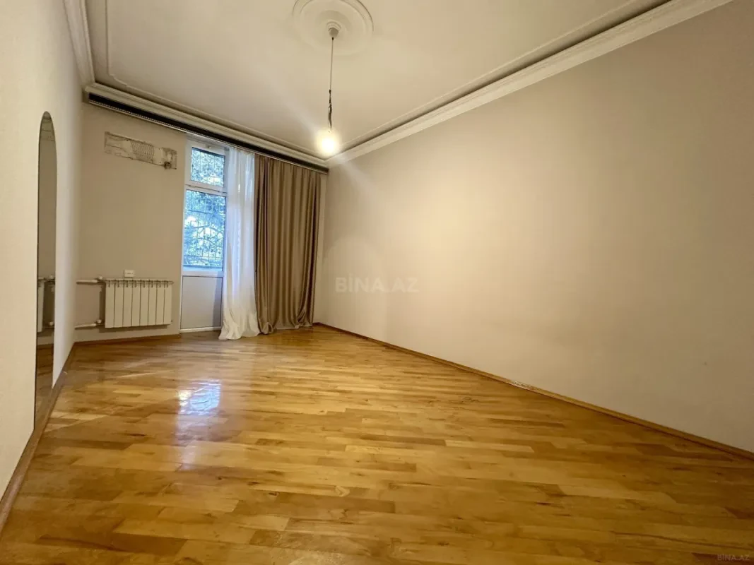 Satılır 3 otaqlı mənzil 70 m²