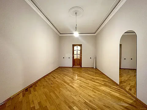 Satılır 3 otaqlı mənzil 70 m²