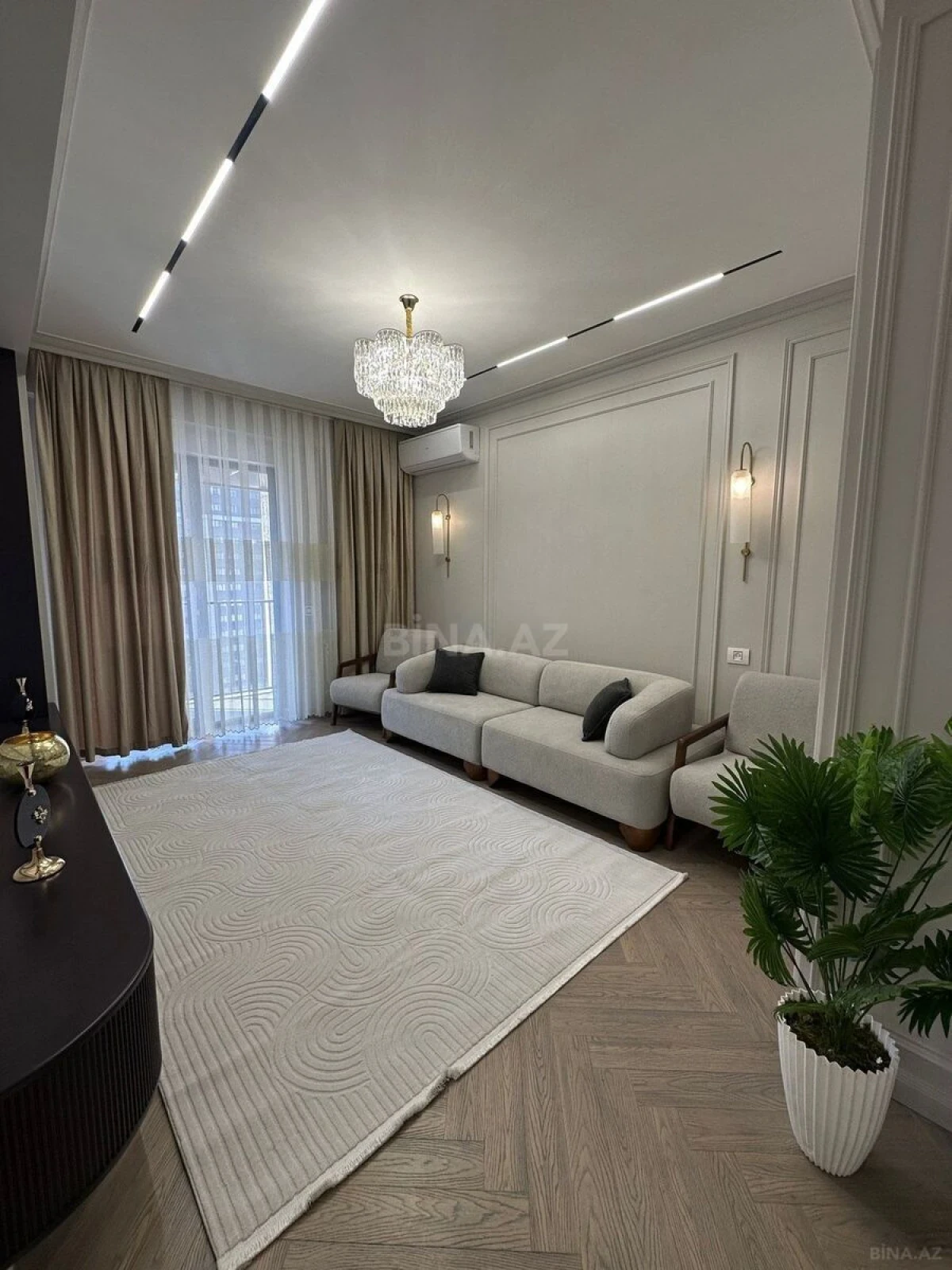 Satılır 2 otaqlı mənzil 65 m²
