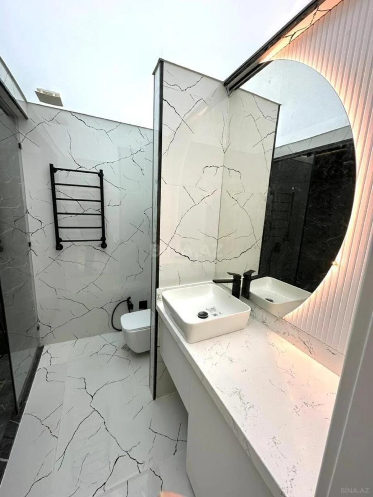 Kirayə verilir 2 otaqlı mənzil 75 m²