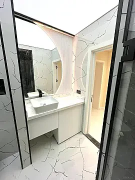 Kirayə verilir 2 otaqlı mənzil 75 m²
